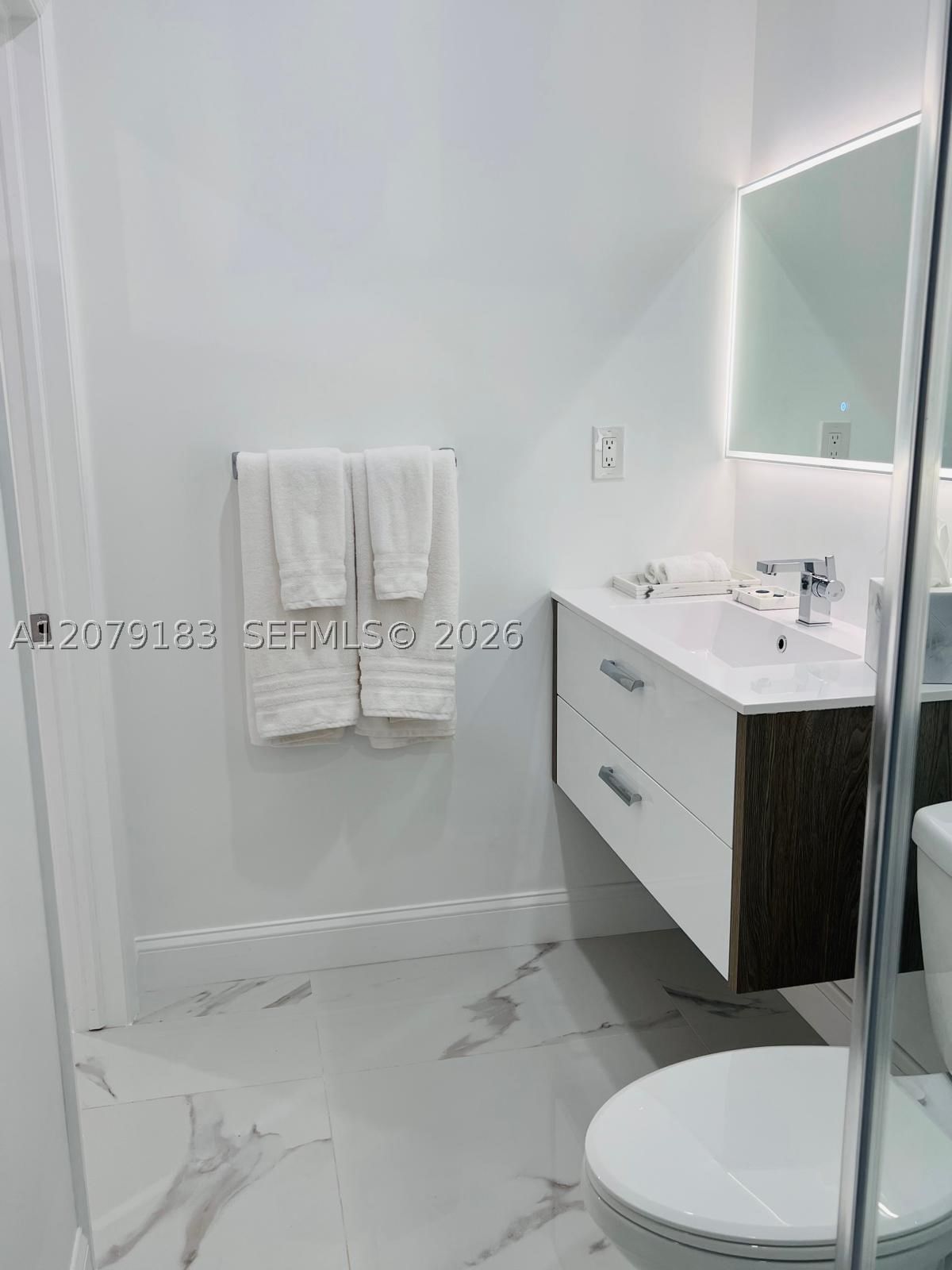 Real estate property located at 841 24th Ave, Broward, Hollywood Little Ranches, Hollywood, FL