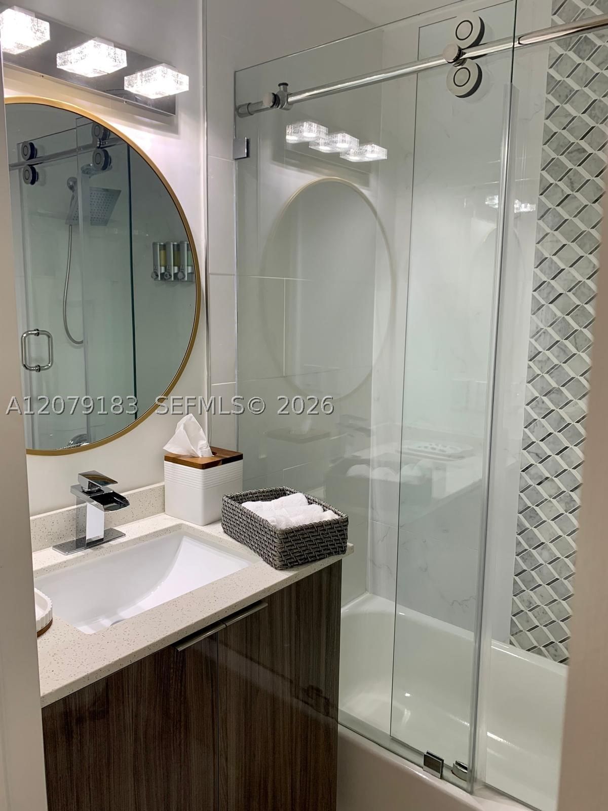 Real estate property located at 841 24th Ave, Broward, Hollywood Little Ranches, Hollywood, FL