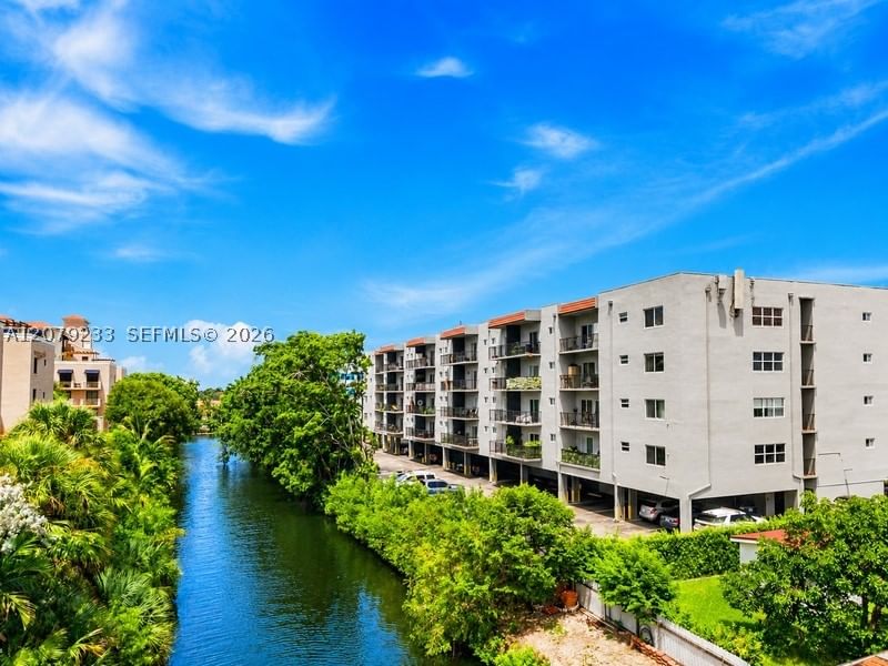 Real estate property located at 900 84th Ave #415D, Miami-dade, Marbella Apts Condo, Miami, FL