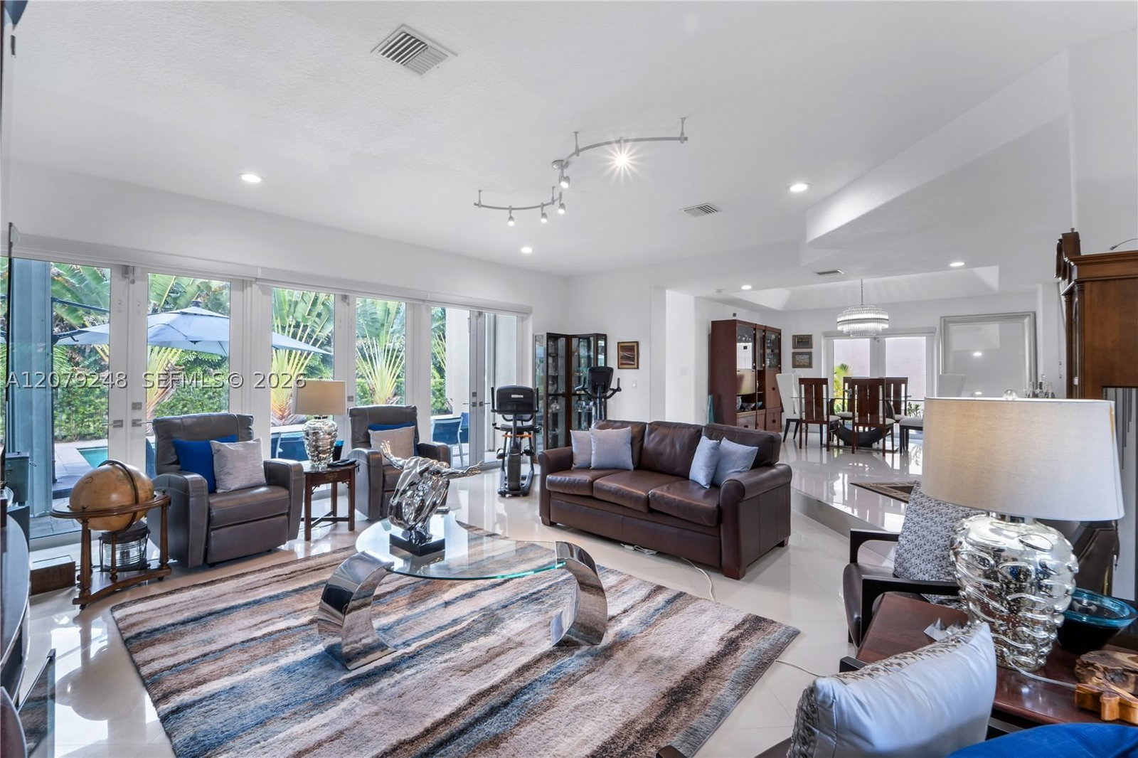 Real estate property located at 5348 106th Ct, Miami-dade, Doral Sands, Doral, FL
