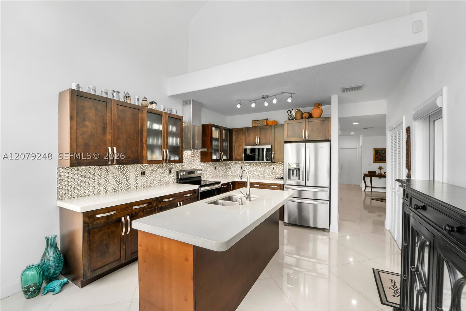 Real estate property located at 5348 106th Ct, Miami-dade, Doral Sands, Doral, FL