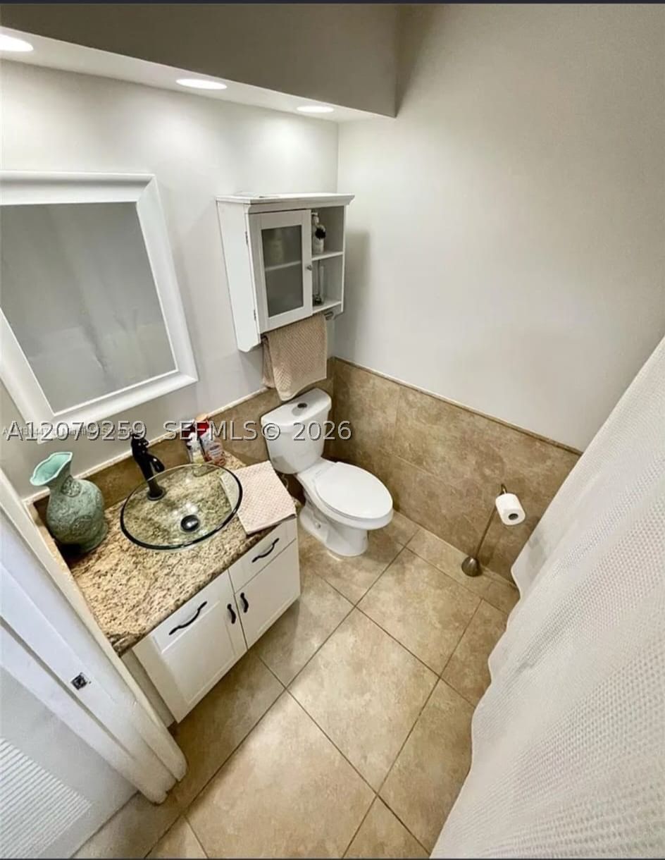 Real estate property located at 4825 149th Ct #18B, Miami-dade, Lakes Meadow Vilg Homes C, Miami, FL