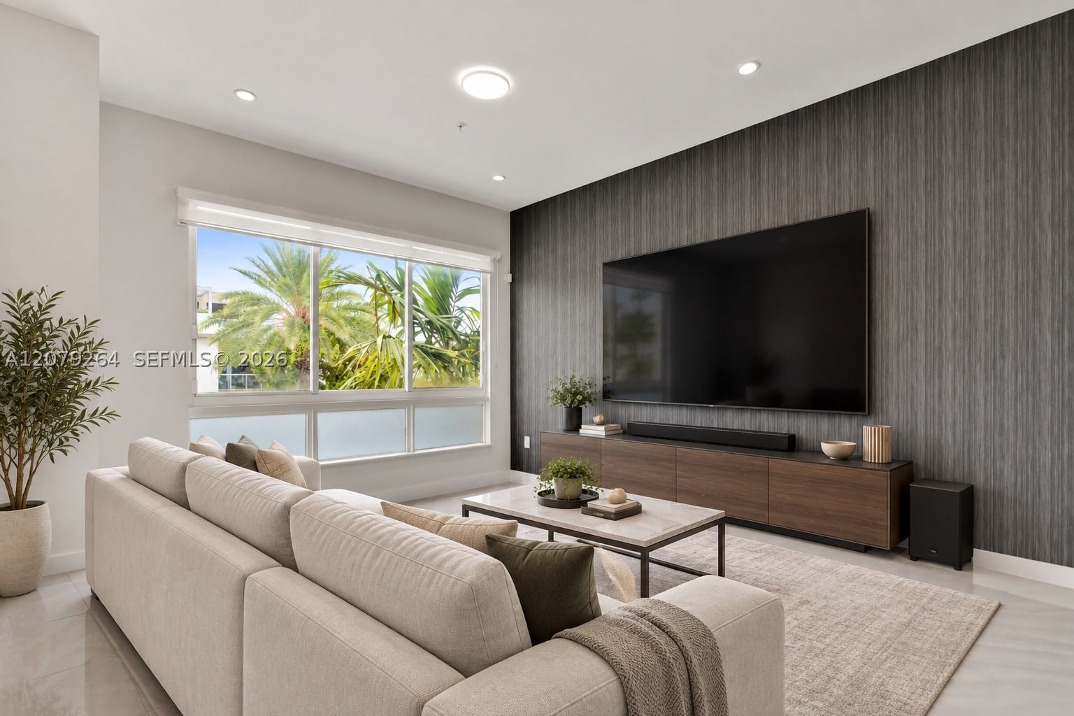Real estate property located at 10517 66th St, Miami-dade, Landmark At Doral, Doral, FL