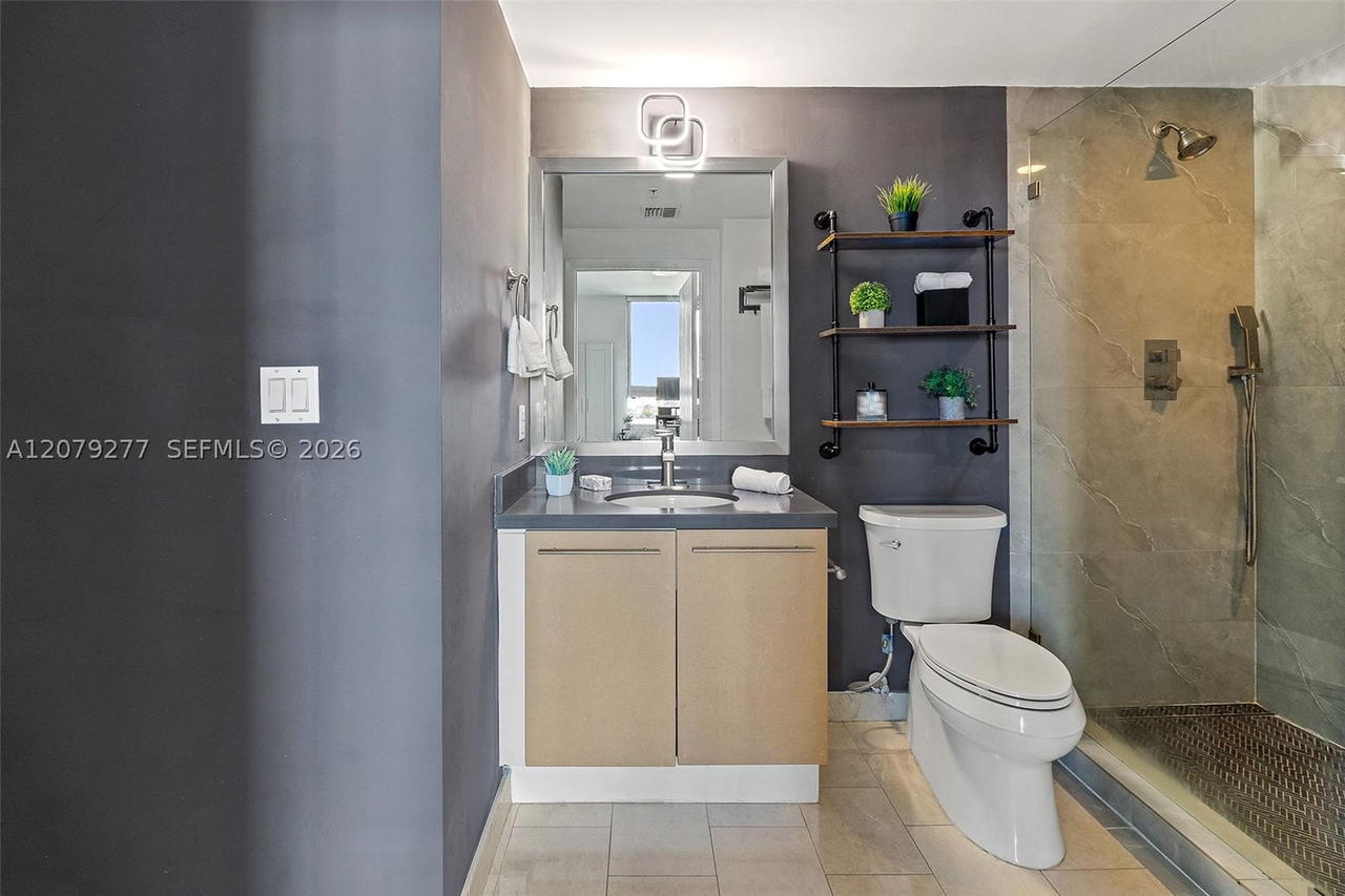Real estate property located at 90 3rd St #1506, Miami-dade, Ivy Condo, Miami, FL