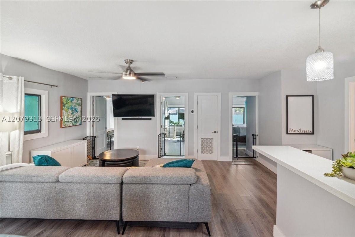 Real estate property located at 2434 Lincoln St, Broward, Hollywood Little Ranches, Hollywood, FL