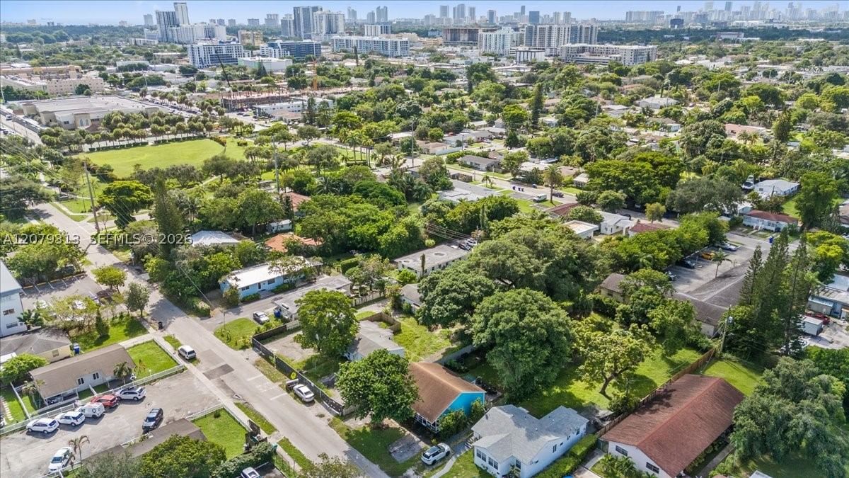 Real estate property located at 2434 Lincoln St, Broward, Hollywood Little Ranches, Hollywood, FL