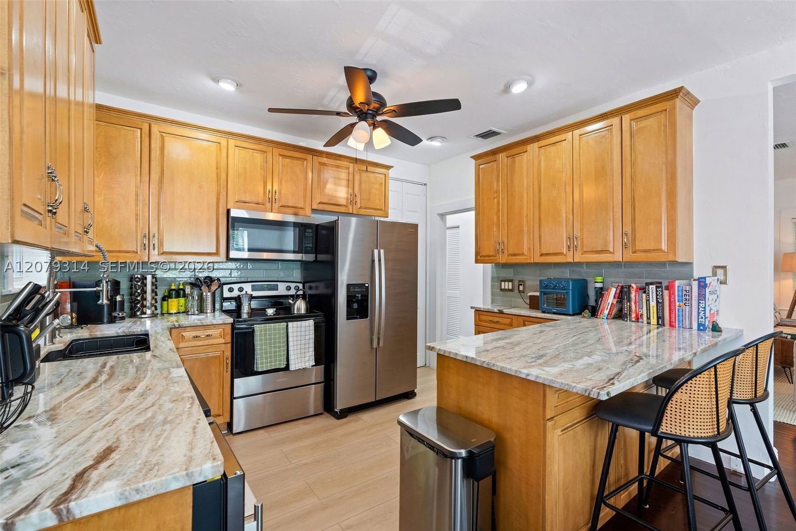Real estate property located at 2465 Inagua Ave, Miami-dade, King Park, Miami, FL