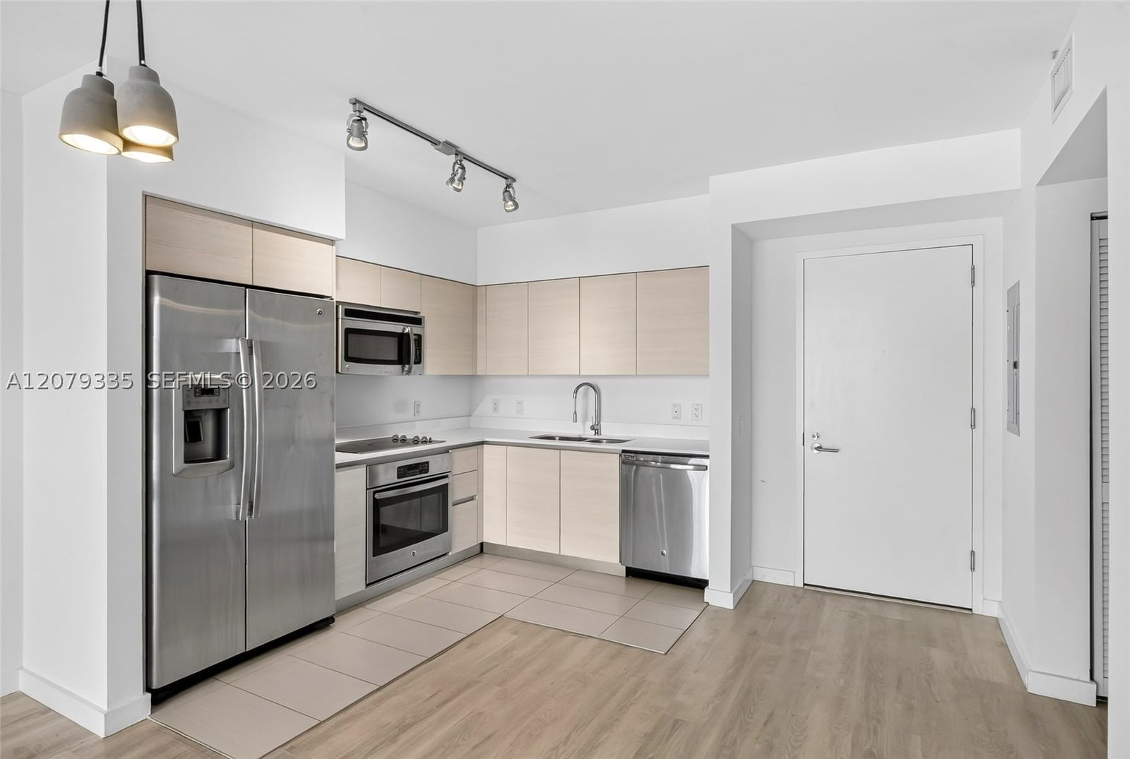Real estate property located at 4250 Biscayne Blvd #805, Miami-dade, 4250 Biscayne Boulevard C, Miami, FL