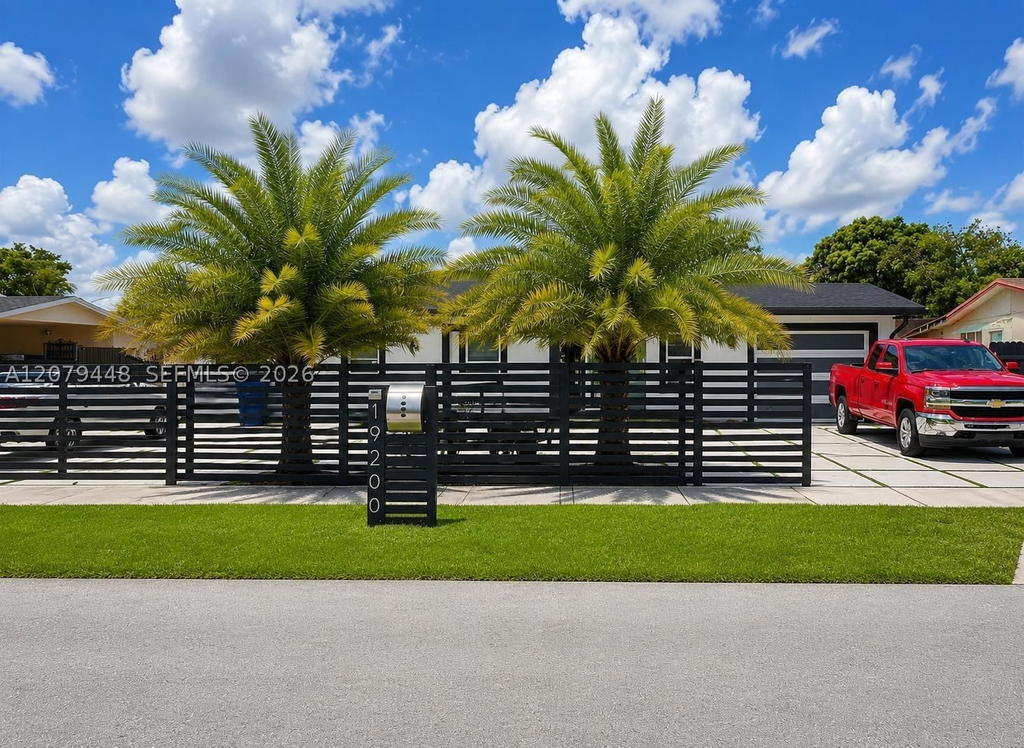 Real estate property located at 19200 51st Ave, Miami-dade, Miami Gardens Manor Sec 4, Miami Gardens, FL