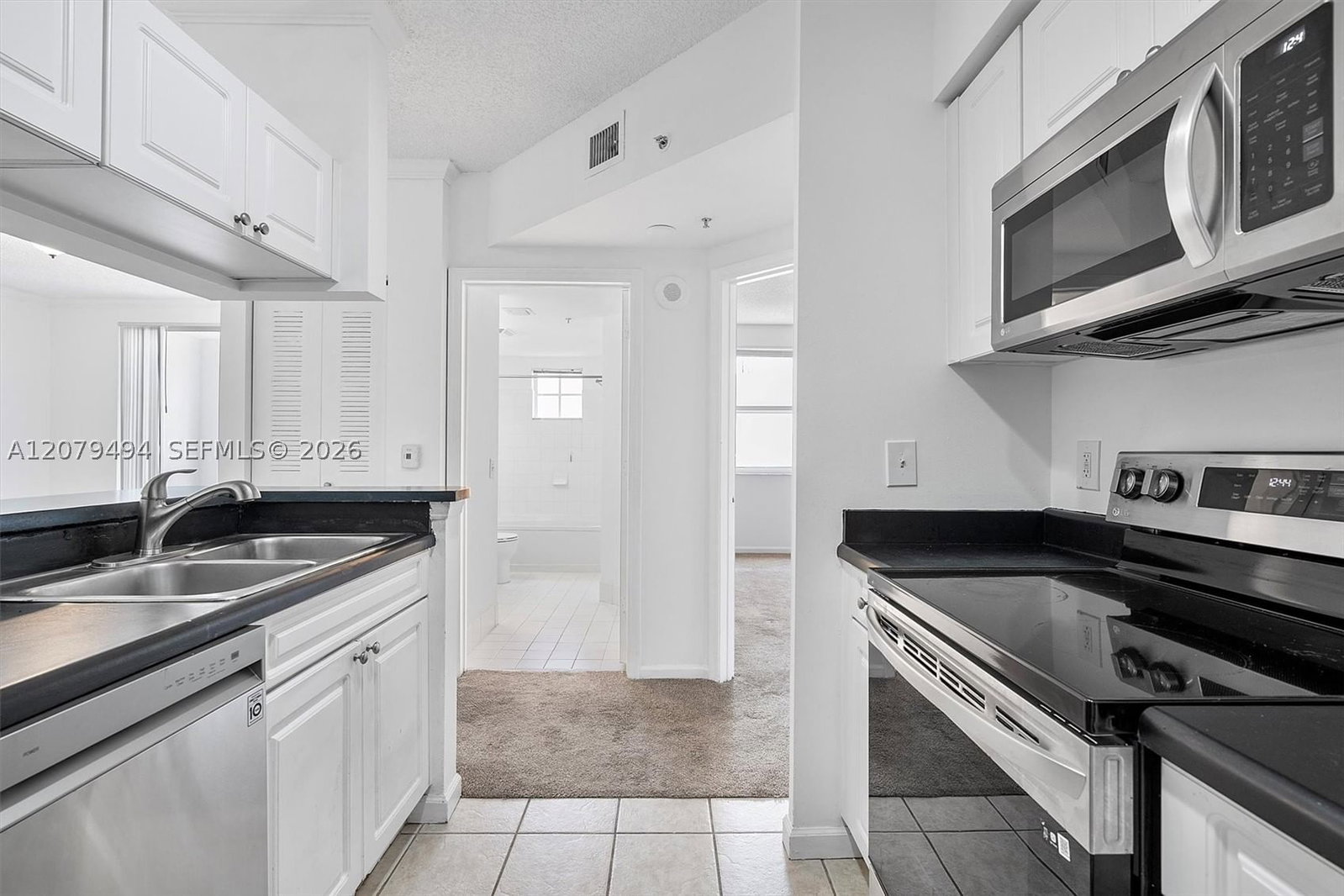 Real estate property located at 17150 Bay Rd #2619, Miami-dade, Porto Bellagio Condo, Sunny Isles Beach, FL