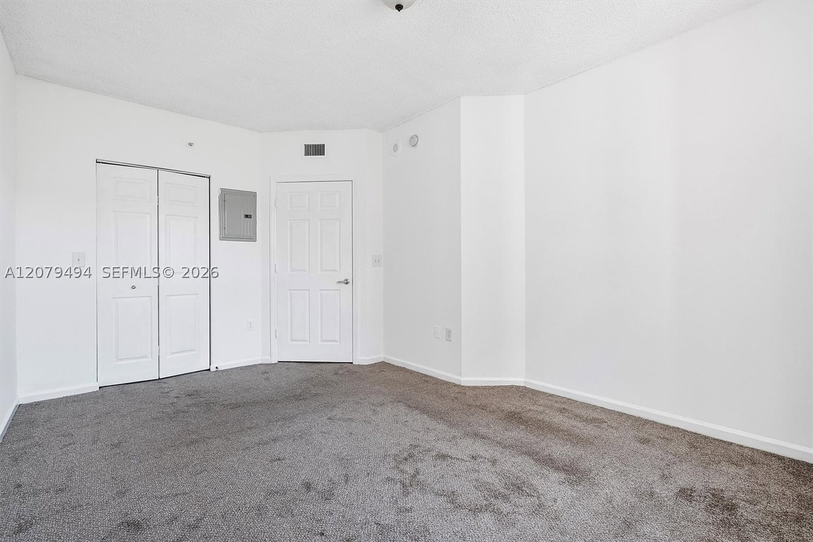 Real estate property located at 17150 Bay Rd #2619, Miami-dade, Porto Bellagio Condo, Sunny Isles Beach, FL