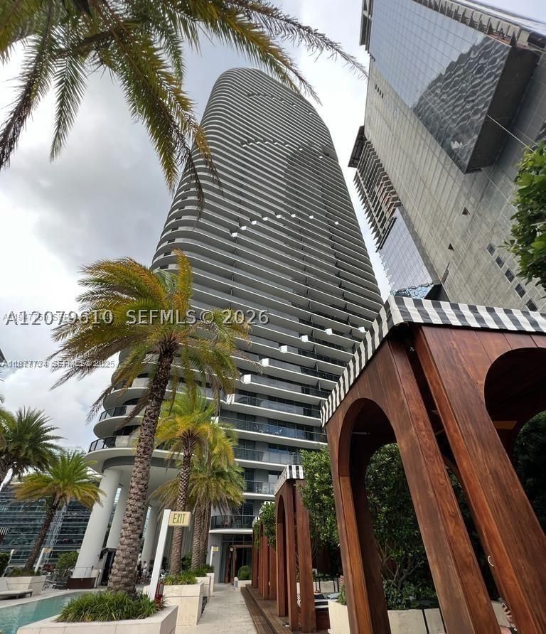 Real estate property located at 801 Miami Ave #1804, Miami-dade, 801 Sma Residences Condo, Miami, FL