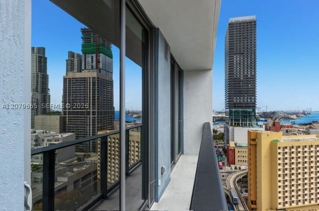 Real estate property located at 121 5th St #2002, Miami-dade, 501 1st Ave, Miami, FL