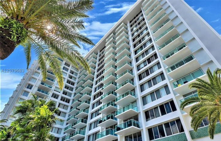 Real estate property located at 1000 West Ave PH27, Miami-dade, Mirador 1000 Condo, Miami Beach, FL