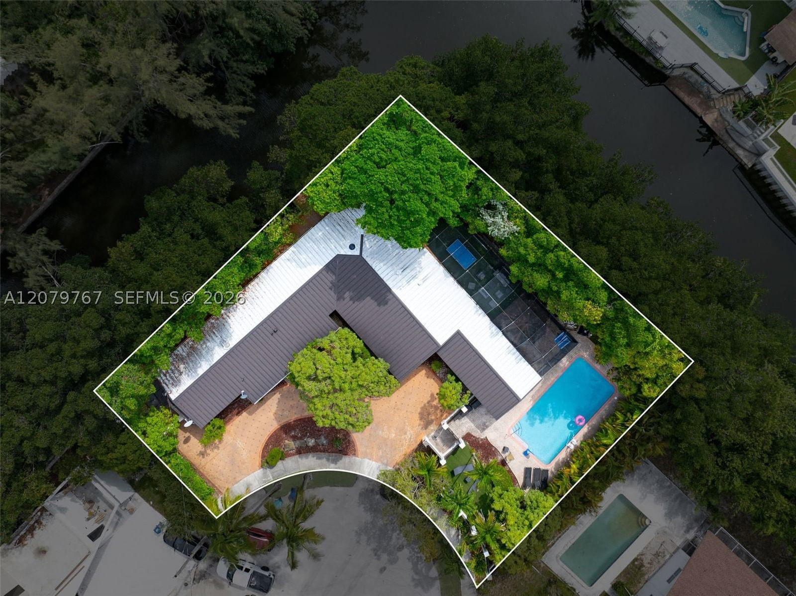Real estate property located at 19860 24th Ct, Miami-dade, Enchanted Lake, Miami, FL