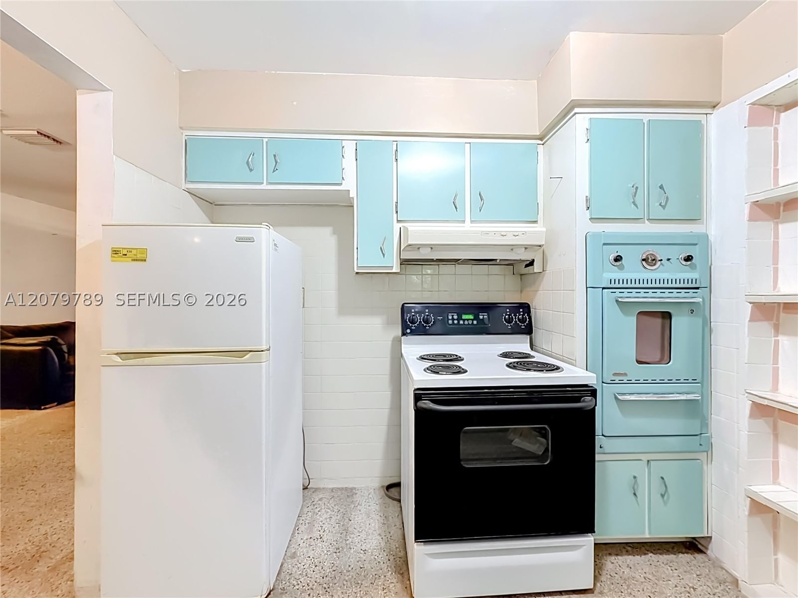 Real estate property located at 5661 Allen St, Broward, Sandy Lee 51-29 B, Hollywood, FL