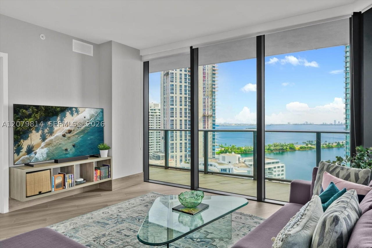 Real estate property located at 501 31st St #2006, Miami-dade, Paraiso Bayviews Condo, Miami, FL