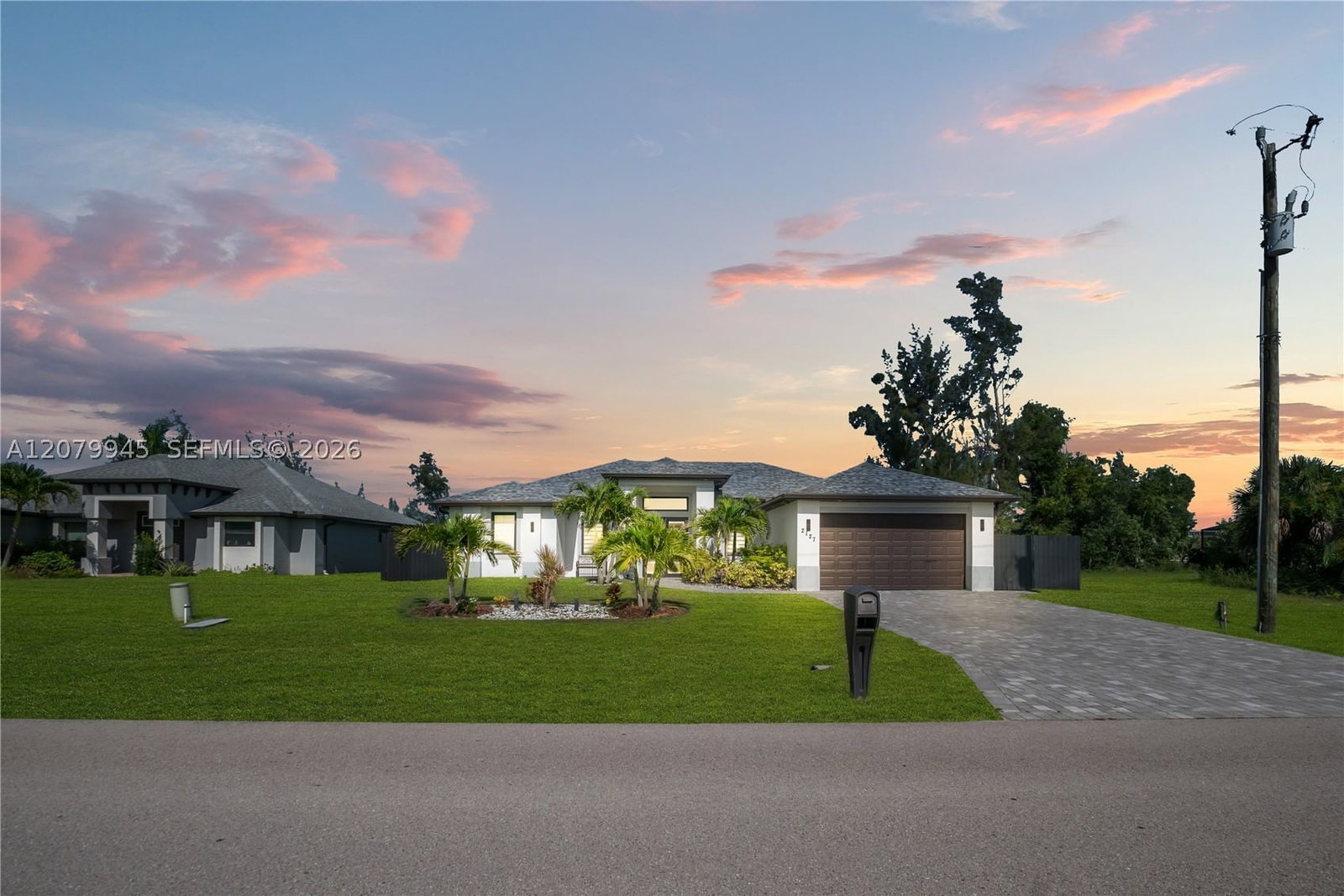 Real estate property located at 2127 SW 17TH PL, Lee, Cape Coral, Cape Coral, FL