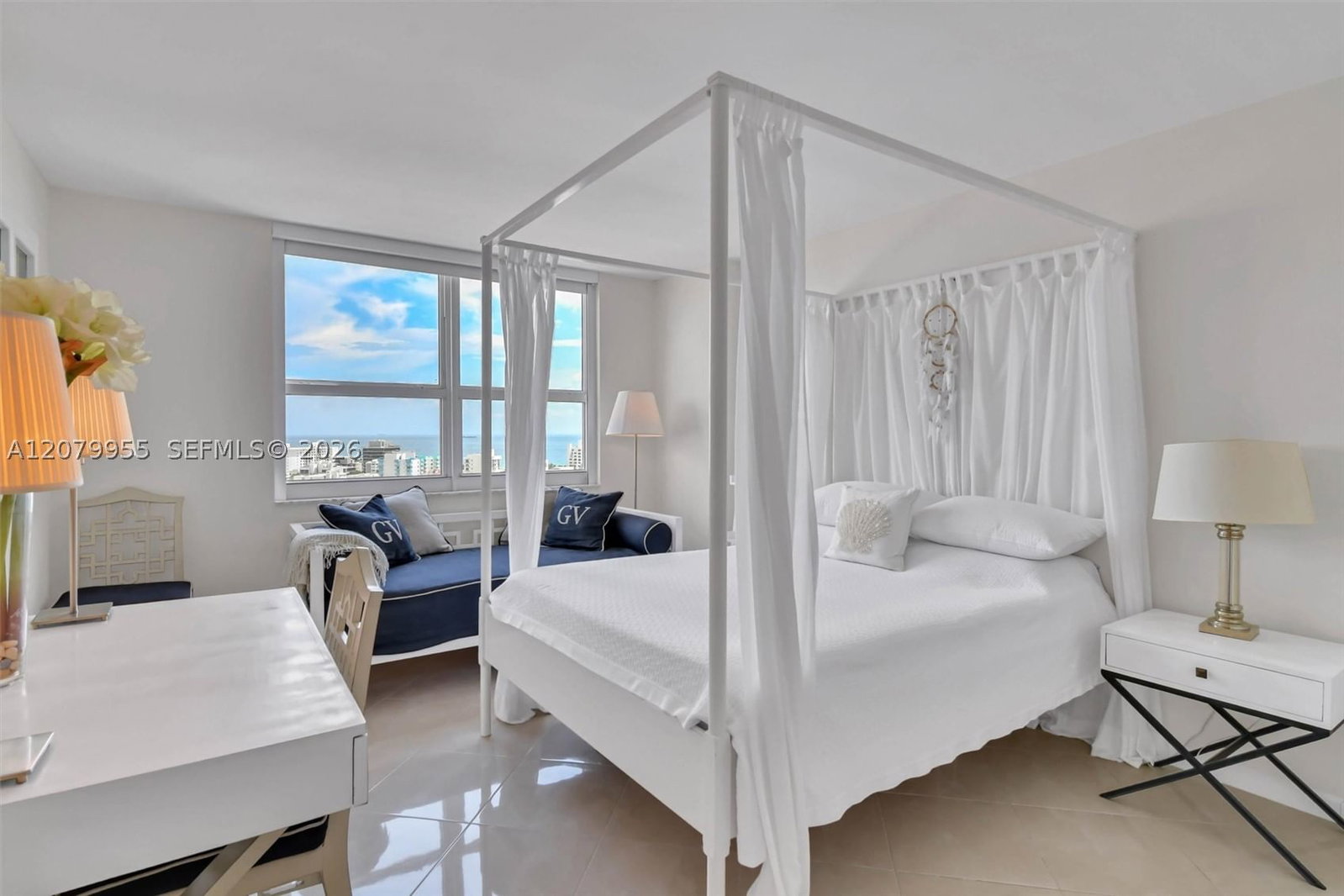 Real estate property located at 90 Alton Rd #1809, Miami-dade, Yacht Club At Portofino C, Miami Beach, FL