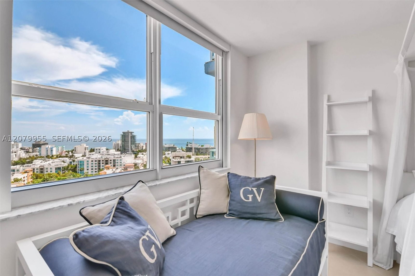 Real estate property located at 90 Alton Rd #1809, Miami-dade, Yacht Club At Portofino C, Miami Beach, FL