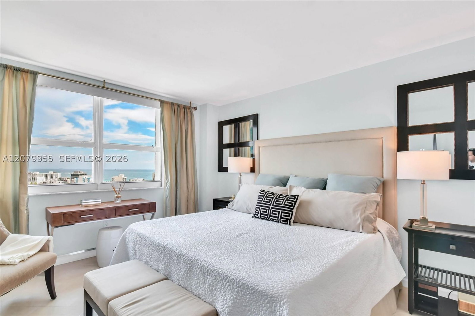 Real estate property located at 90 Alton Rd #1809, Miami-dade, Yacht Club At Portofino C, Miami Beach, FL