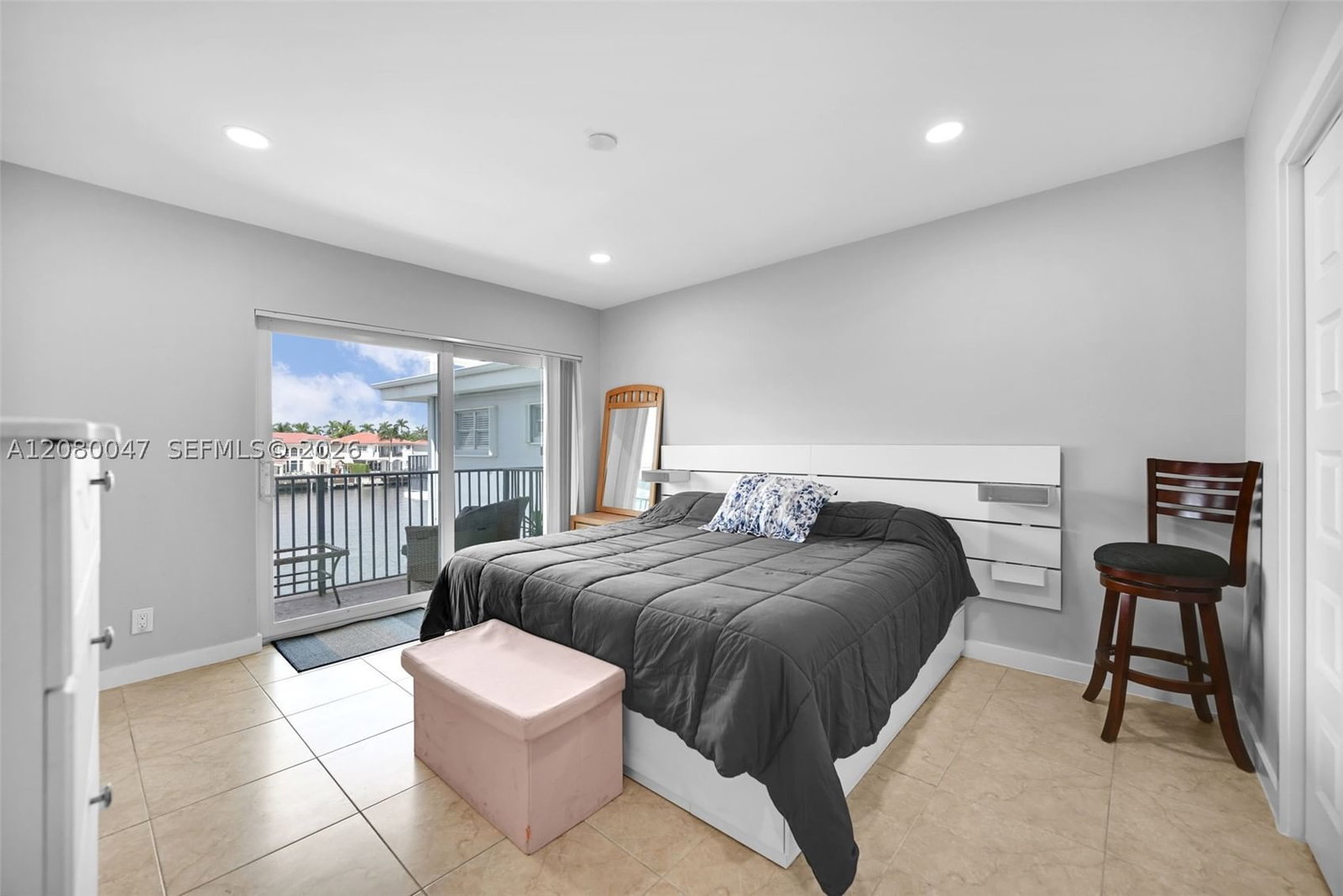 Real estate property located at 2600 Ocean Dr S311, Broward, Waterway @ Hollywood Beac, Hollywood, FL