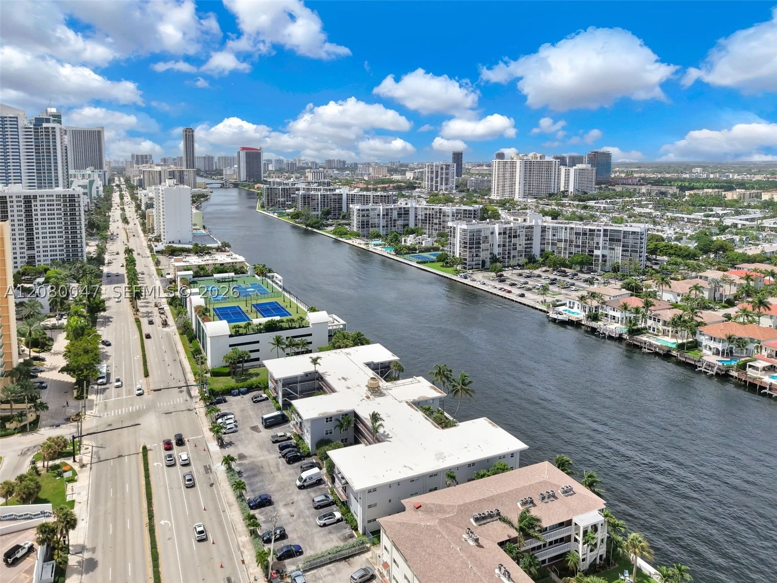 Real estate property located at 2600 Ocean Dr S311, Broward, Waterway @ Hollywood Beac, Hollywood, FL