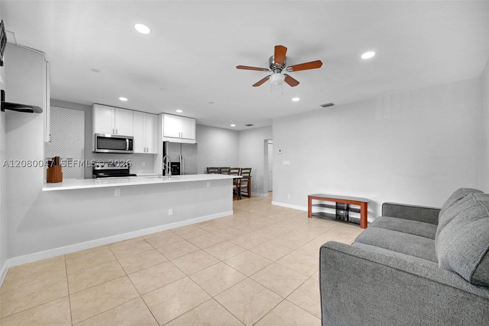 Real estate property located at 2600 Ocean Dr S311, Broward, Waterway @ Hollywood Beac, Hollywood, FL