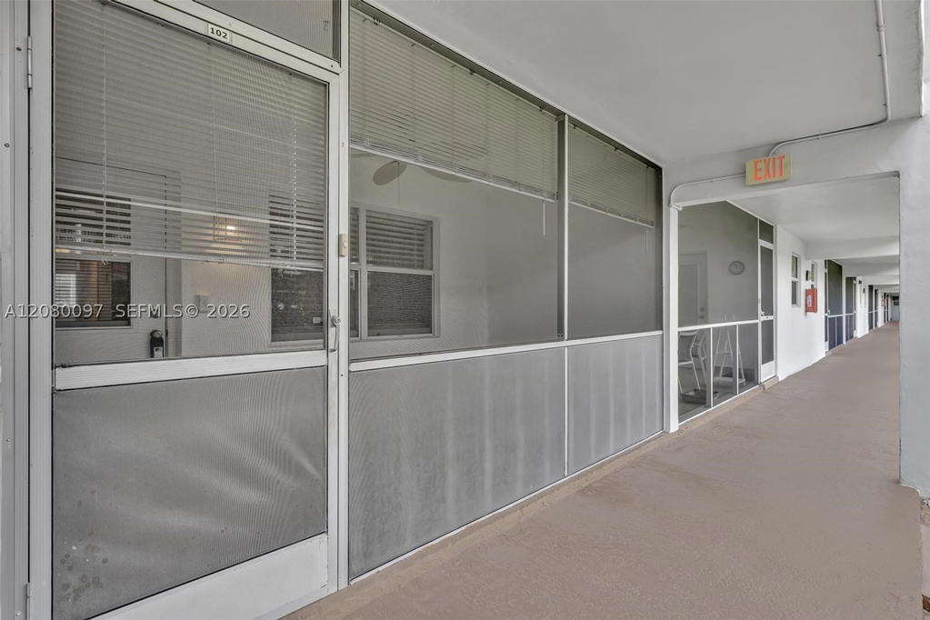 Real estate property located at 580 Egret Dr #102, Broward, Casa Paradiso Co-op, Hallandale Beach, FL