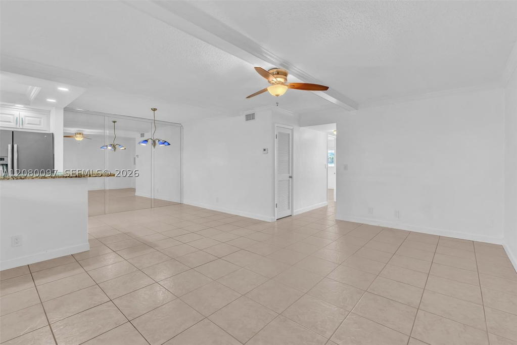 Real estate property located at 580 Egret Dr #102, Broward, Casa Paradiso Co-op, Hallandale Beach, FL