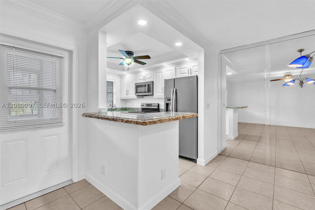 Real estate property located at 580 Egret Dr #102, Broward, Casa Paradiso Co-op, Hallandale Beach, FL
