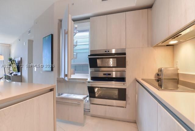 Real estate property located at 4111 Ocean Dr #2010, Broward, Lyfe Resort, Hollywood, FL
