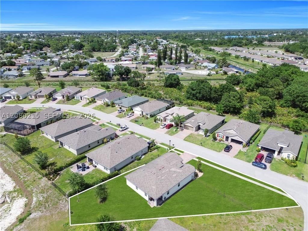 Real estate property located at 10549 Canal Brook LN, Lee, Lehigh Acres, Lehigh Acres, FL