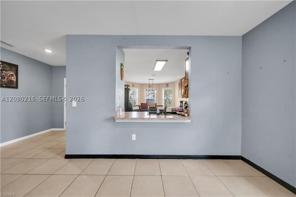 Real estate property located at 10549 Canal Brook LN, Lee, Lehigh Acres, Lehigh Acres, FL