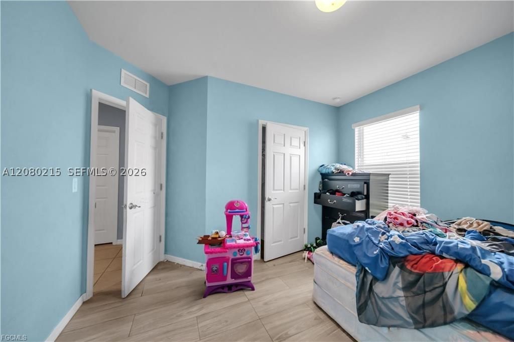 Real estate property located at 10549 Canal Brook LN, Lee, Lehigh Acres, Lehigh Acres, FL