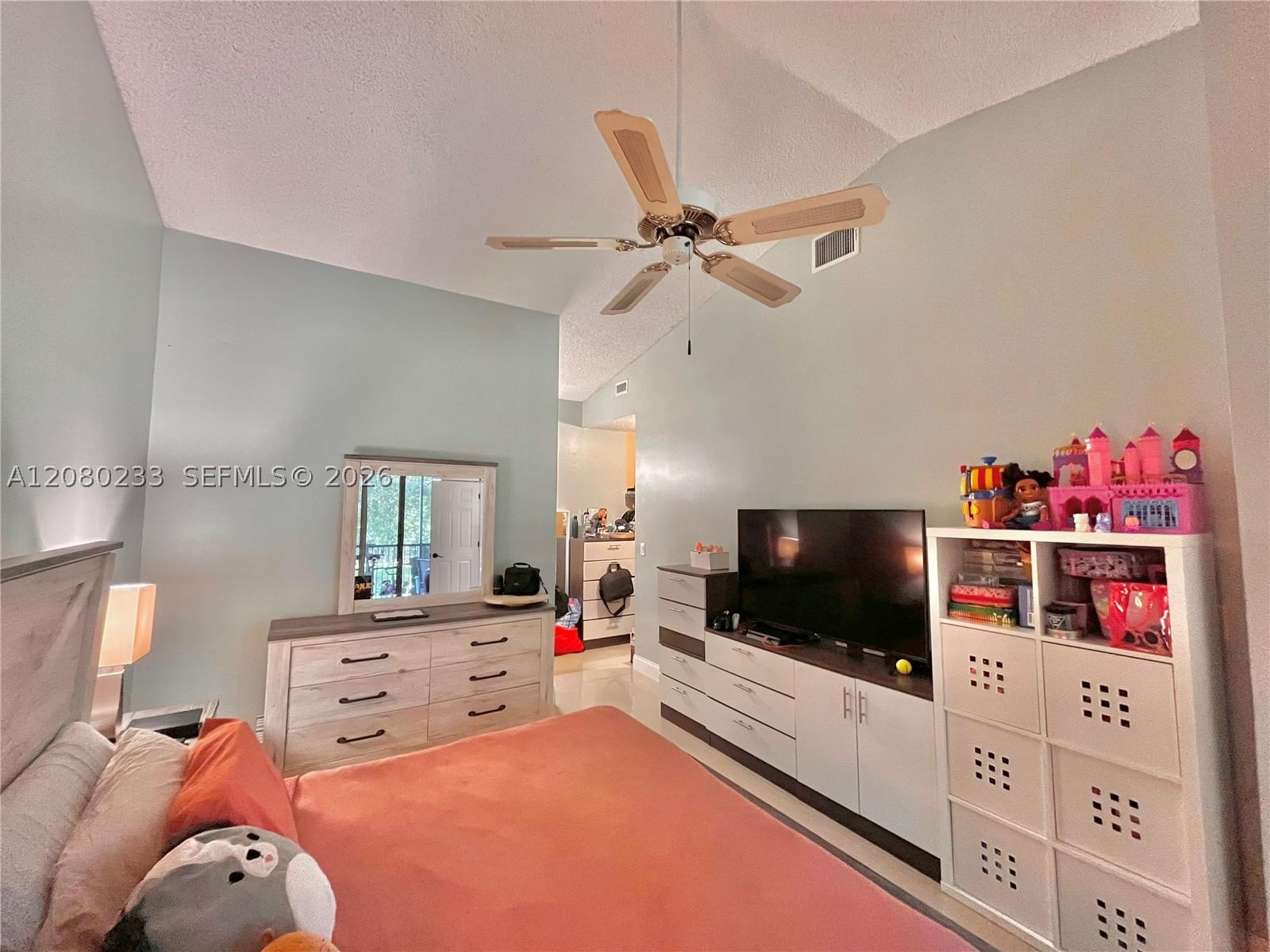 Real estate property located at 4511 Carambola Cir S #27300, Broward, Baywood Village Iii-b Con, Coconut Creek, FL