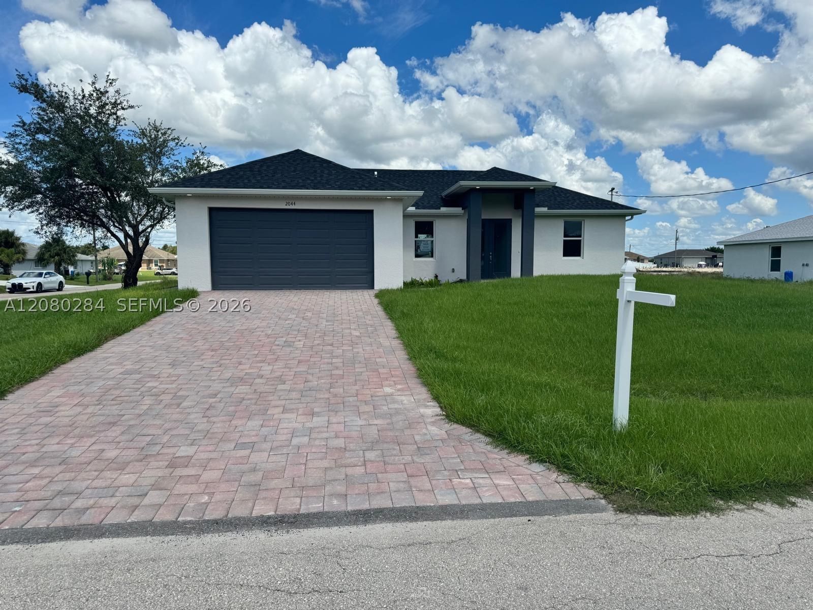Real estate property located at 2044 Crawford Ave N, Lee, Lehigh Park, Lehigh Acres, FL