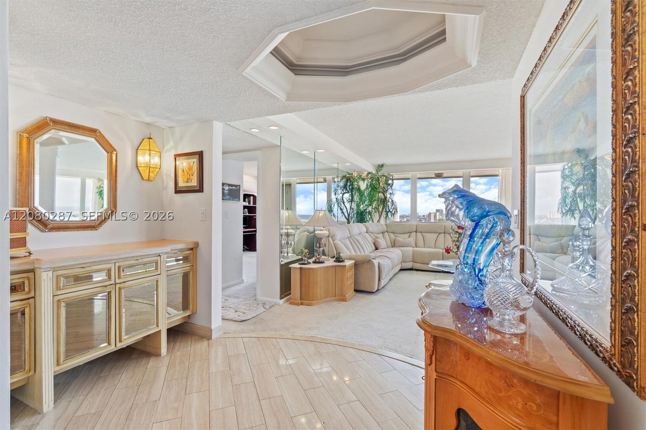 Real estate property located at 2100 Ocean Ln #1512, Broward, Point Of Americas, Fort Lauderdale, FL