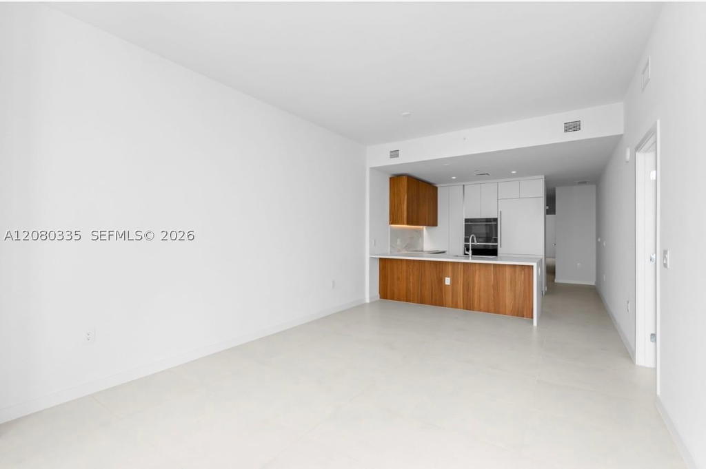 Real estate property located at 1400 biscayne #3805, Miami-dade, Casa Bella, Miami, FL