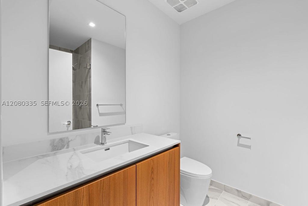 Real estate property located at 1400 biscayne #3805, Miami-dade, Casa Bella, Miami, FL