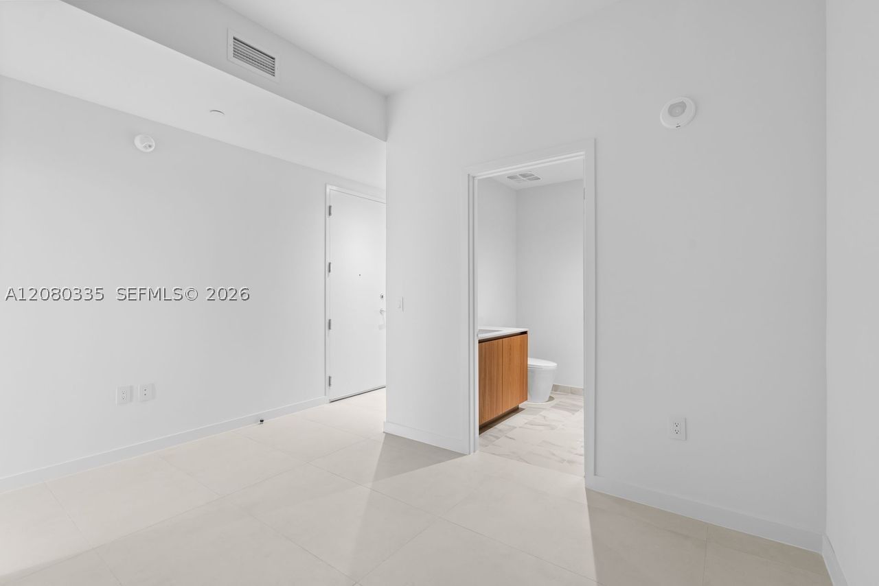 Real estate property located at 1400 biscayne #3805, Miami-dade, Casa Bella, Miami, FL