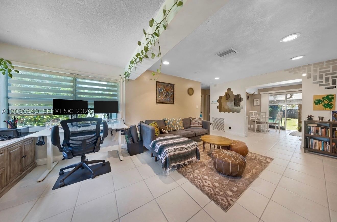 Real estate property located at 2326 Harding St, Broward, Hollywood Park, Hollywood, FL
