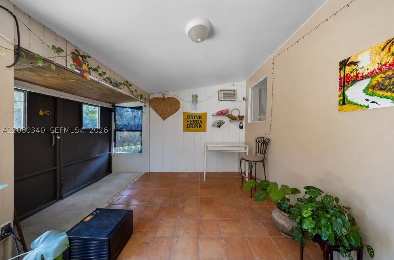 Real estate property located at 2326 Harding St, Broward, Hollywood Park, Hollywood, FL