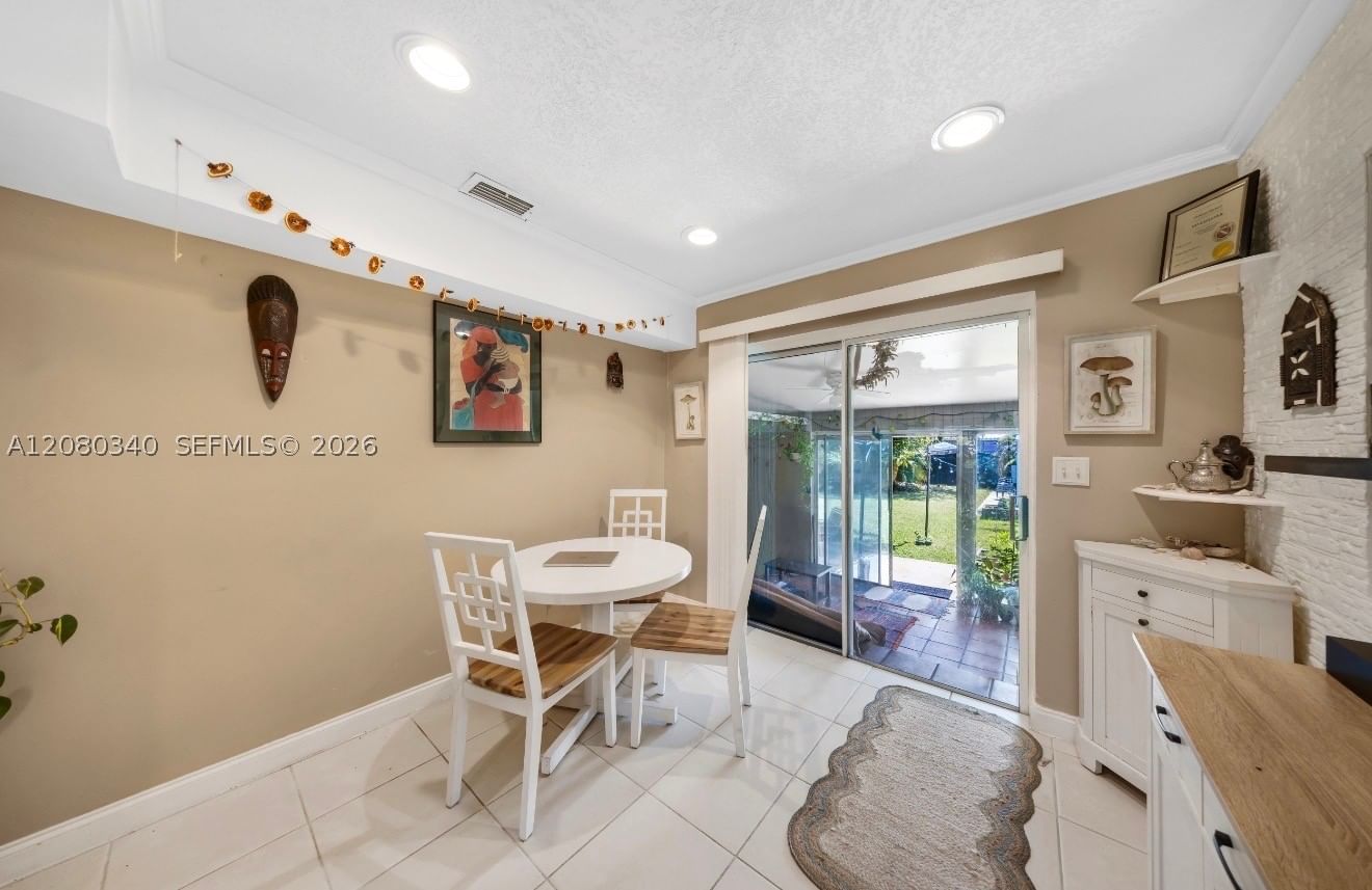 Real estate property located at 2326 Harding St, Broward, Hollywood Park, Hollywood, FL