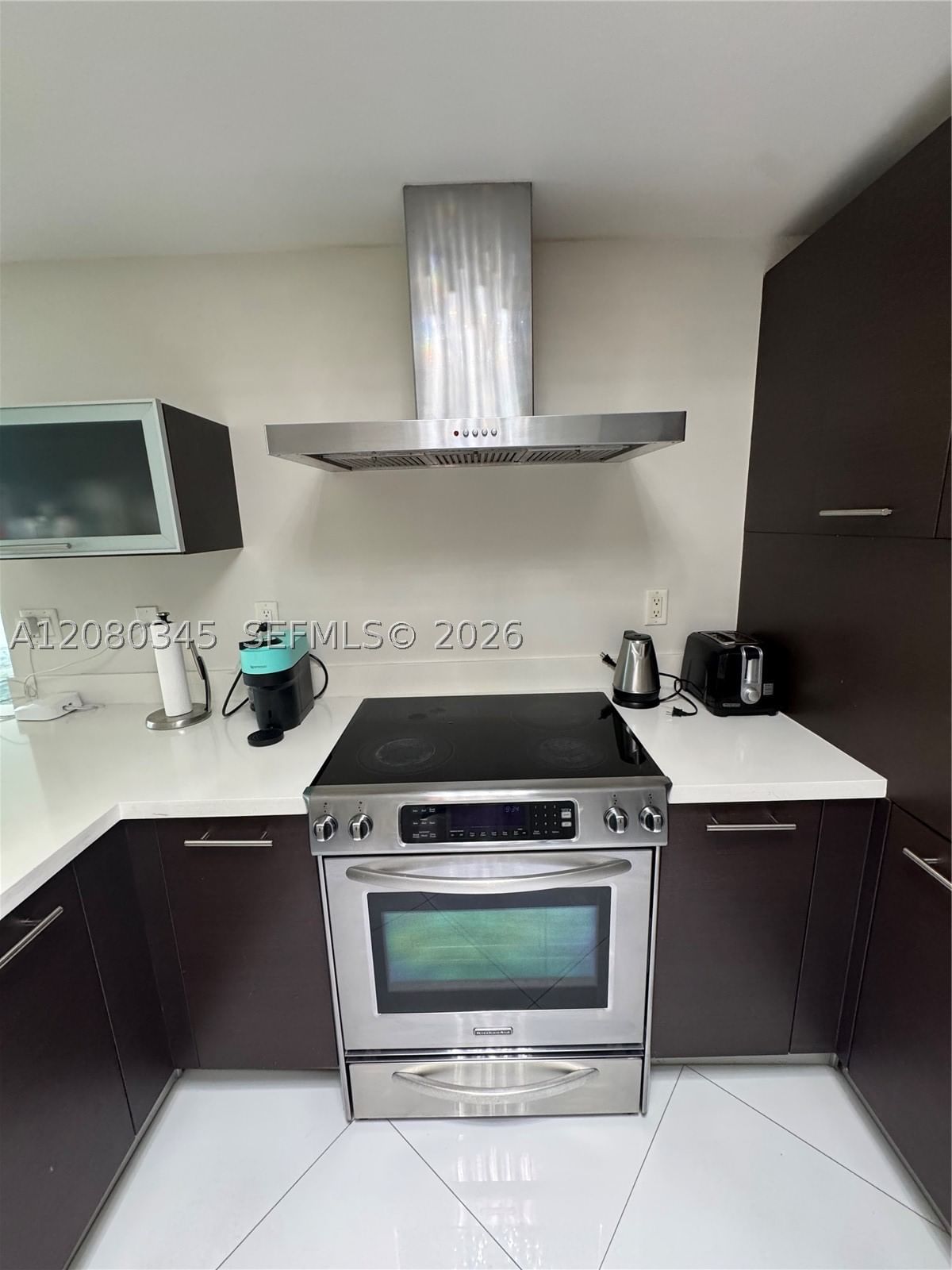 Real estate property located at 250 Sunny Isles Blvd #3-803, Miami-dade, St Tropez On The Bay Iii, Sunny Isles Beach, FL
