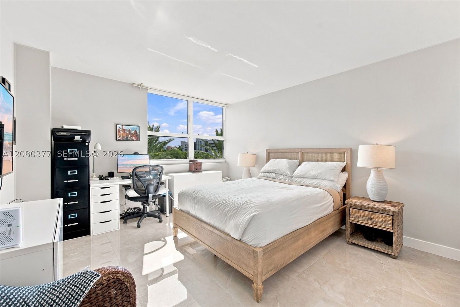Real estate property located at 650 West Ave #406, Miami-dade, The Floridian Condo, Miami Beach, FL