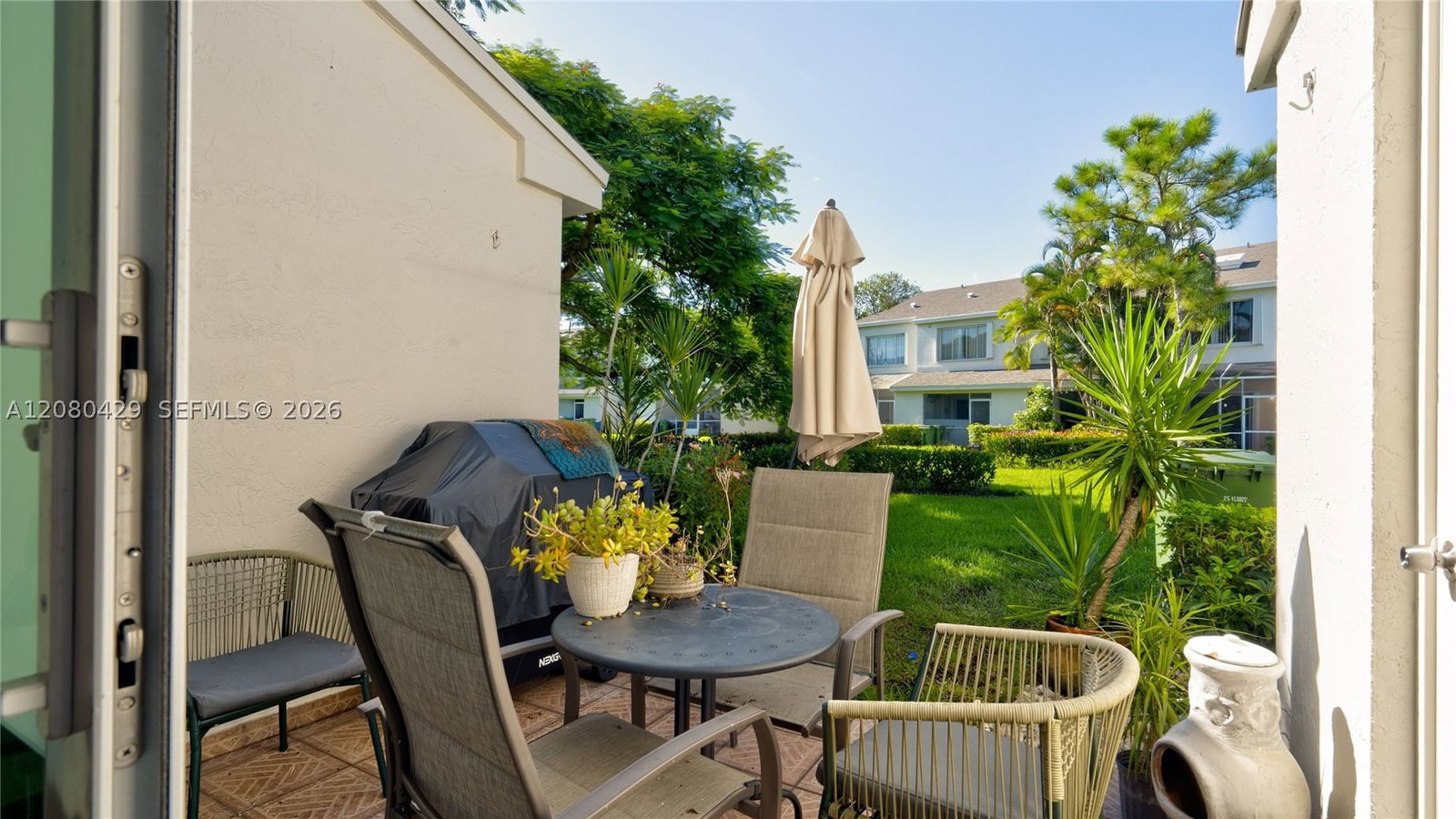 Real estate property located at 16676 Hemingway Dr, Broward, Bonaventure, Weston, FL