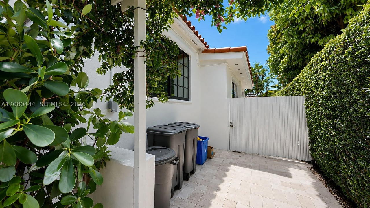 Real estate property located at 6 Carmona Ave, Miami-dade, Coral Gables Flagler Stre, Coral Gables, FL