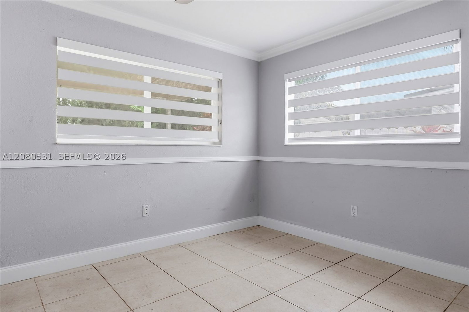 Real estate property located at 5505 14th Ln, Miami-dade, Palm Springs Ests 8th Add, Hialeah, FL