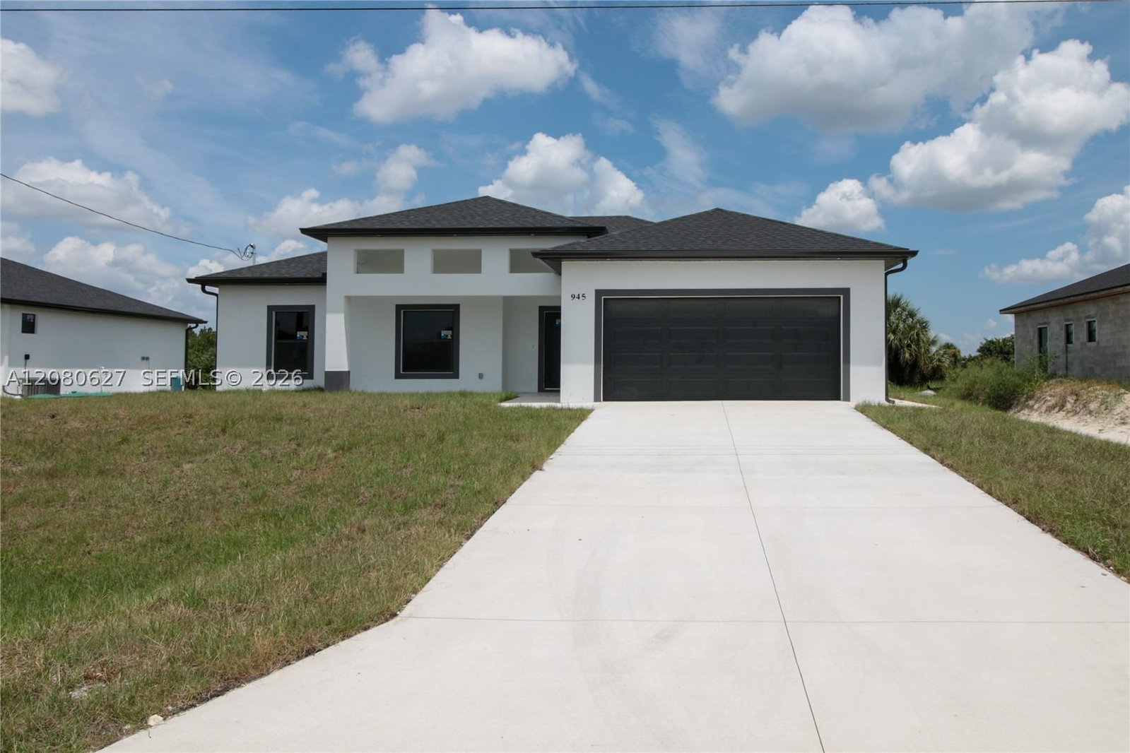 Real estate property located at 945 COMMODORE ST, Lee, Lehigh Acres, Lehigh Acres, FL